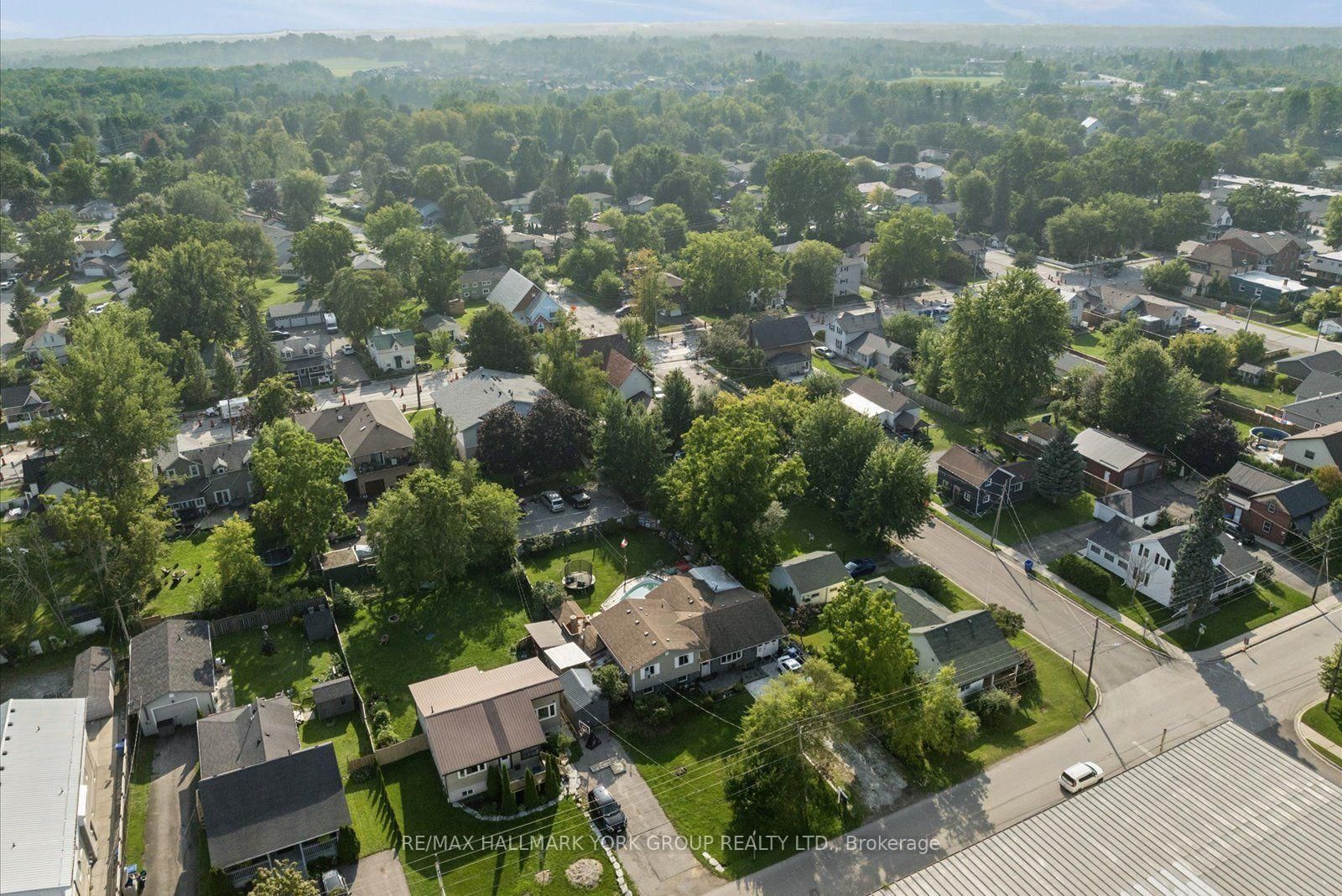54 North Street • Georgina, ON photo 42