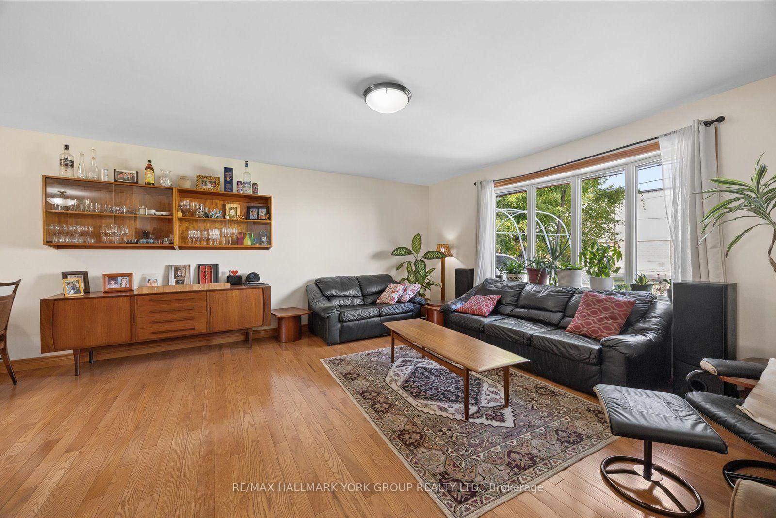 54 North Street • Georgina, ON photo 5
