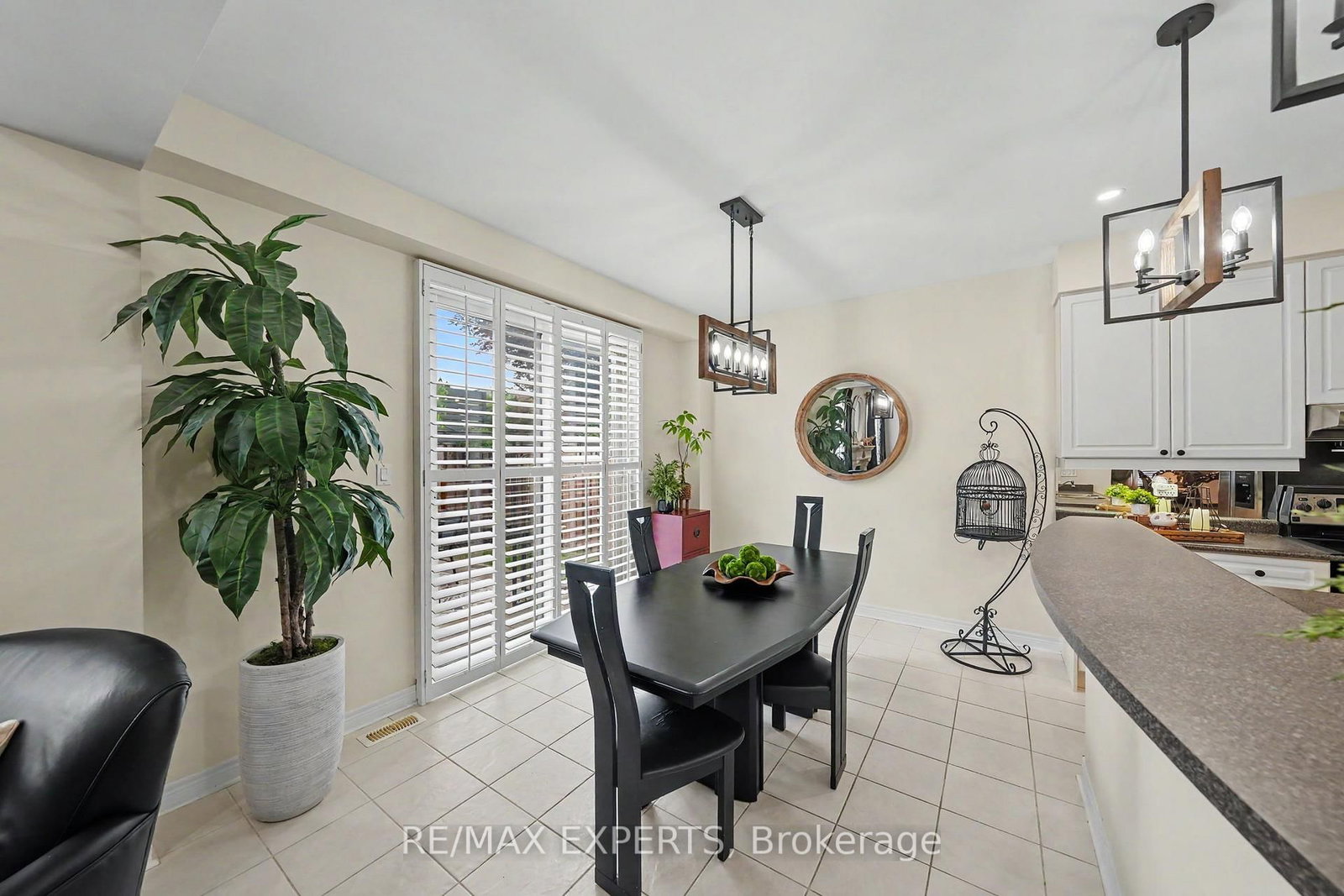 15 Arrowood Cres, Vaughan, view 11