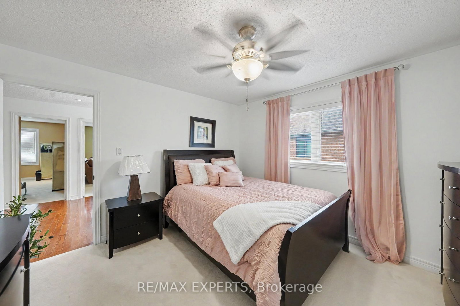 15 Arrowood Cres, Vaughan, view 22