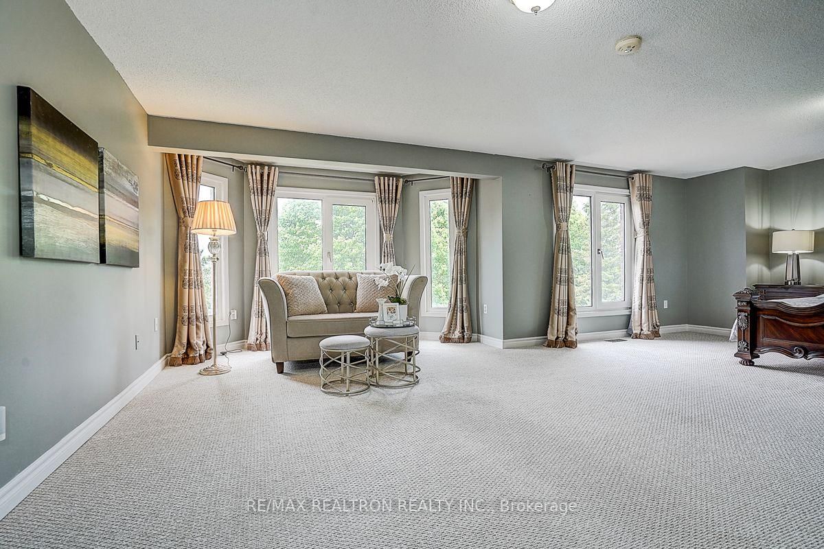 233 Brimson Drive • Newmarket, ON photo 23