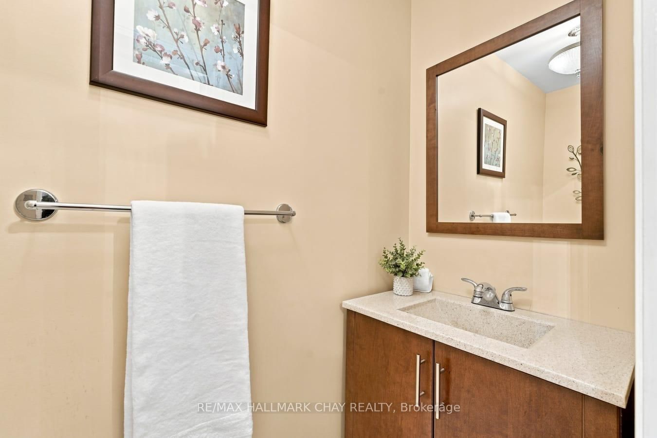 380 Alex Doner Drive • Newmarket, ON photo 20