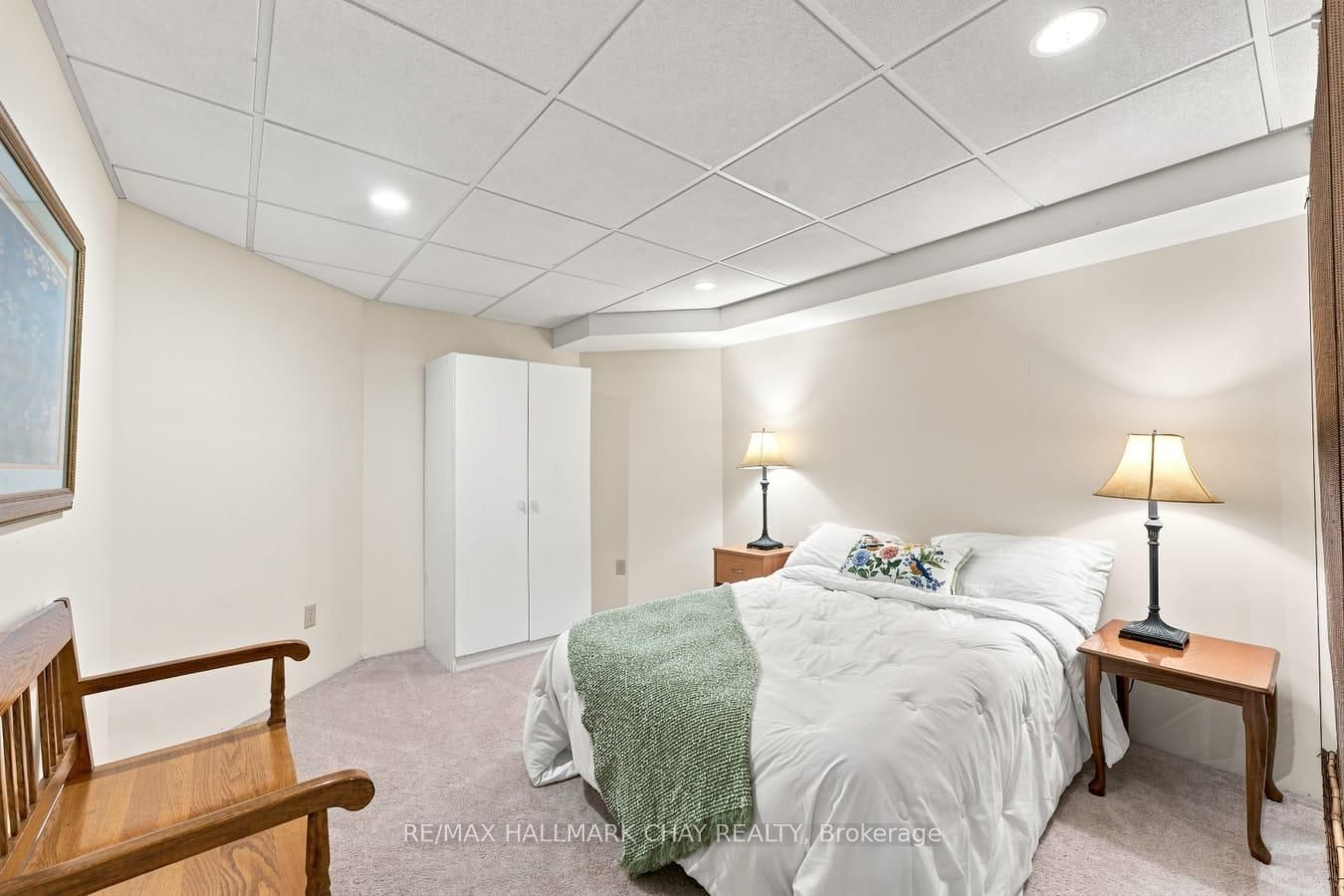 380 Alex Doner Drive • Newmarket, ON photo 33