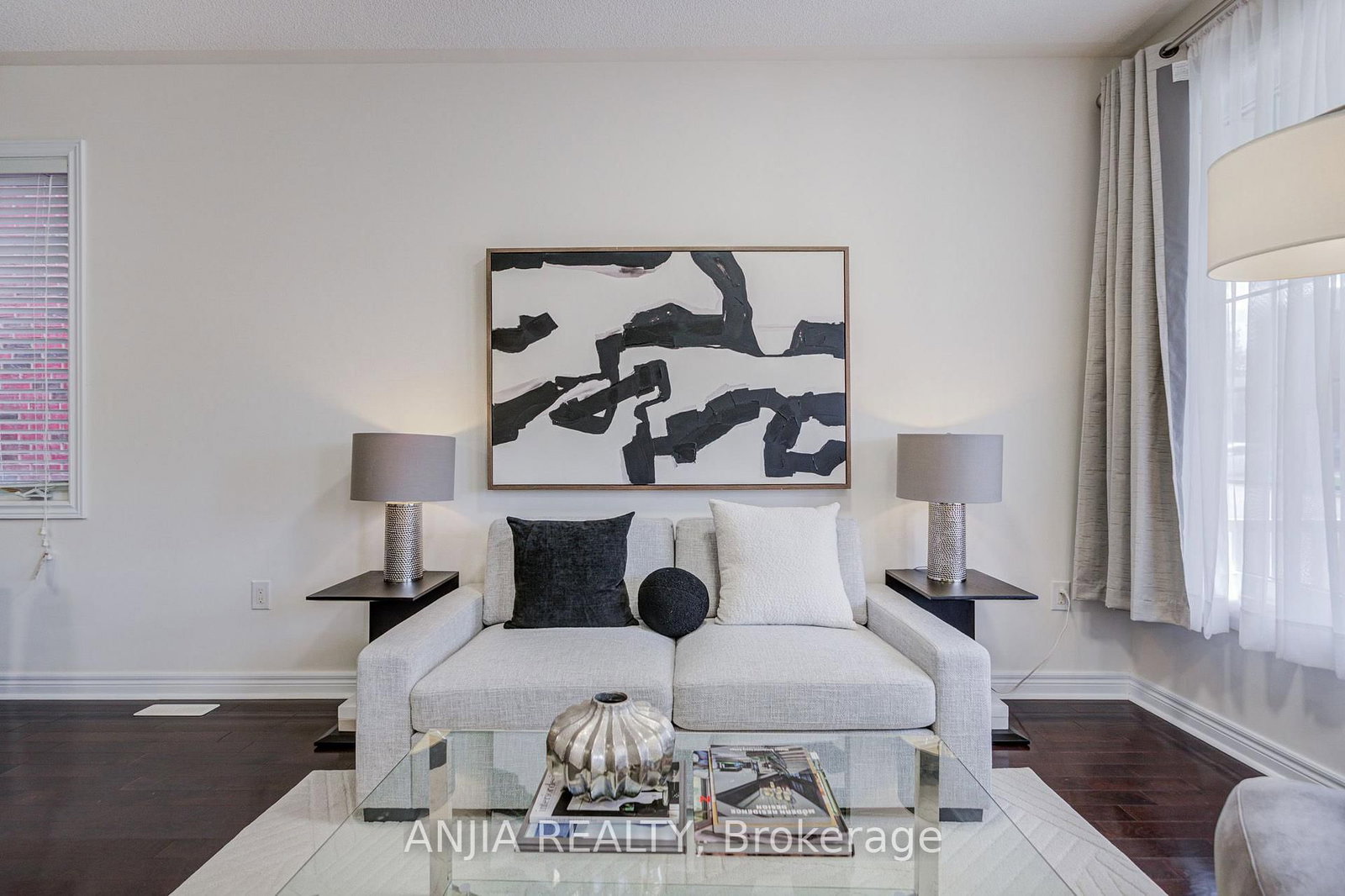 205 Harbord Street • Markham, ON photo 5