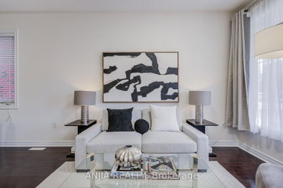 205 Harbord Street • Markham, ON photo 5