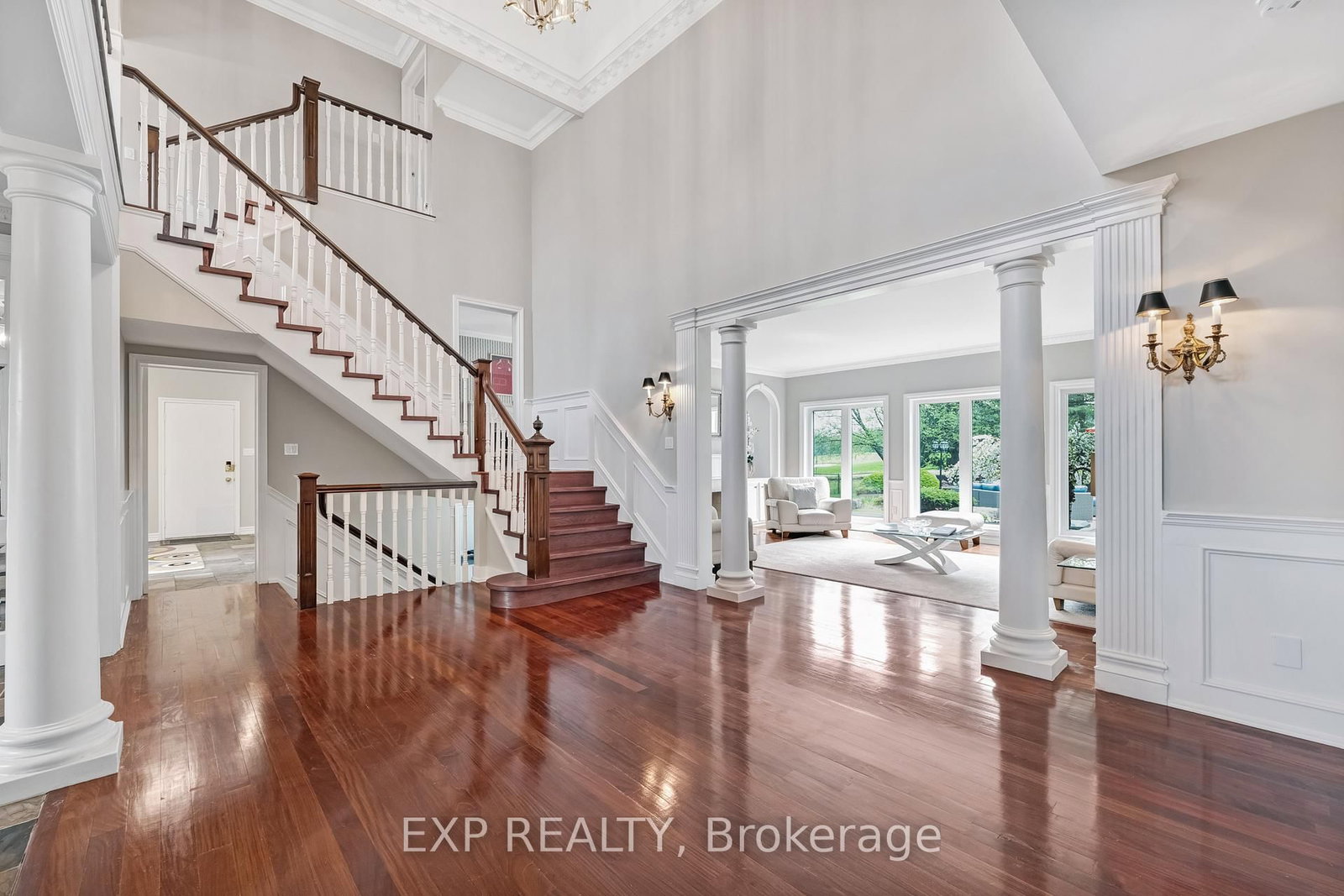 15 Jarvis Avenue • Aurora, ON photo 5