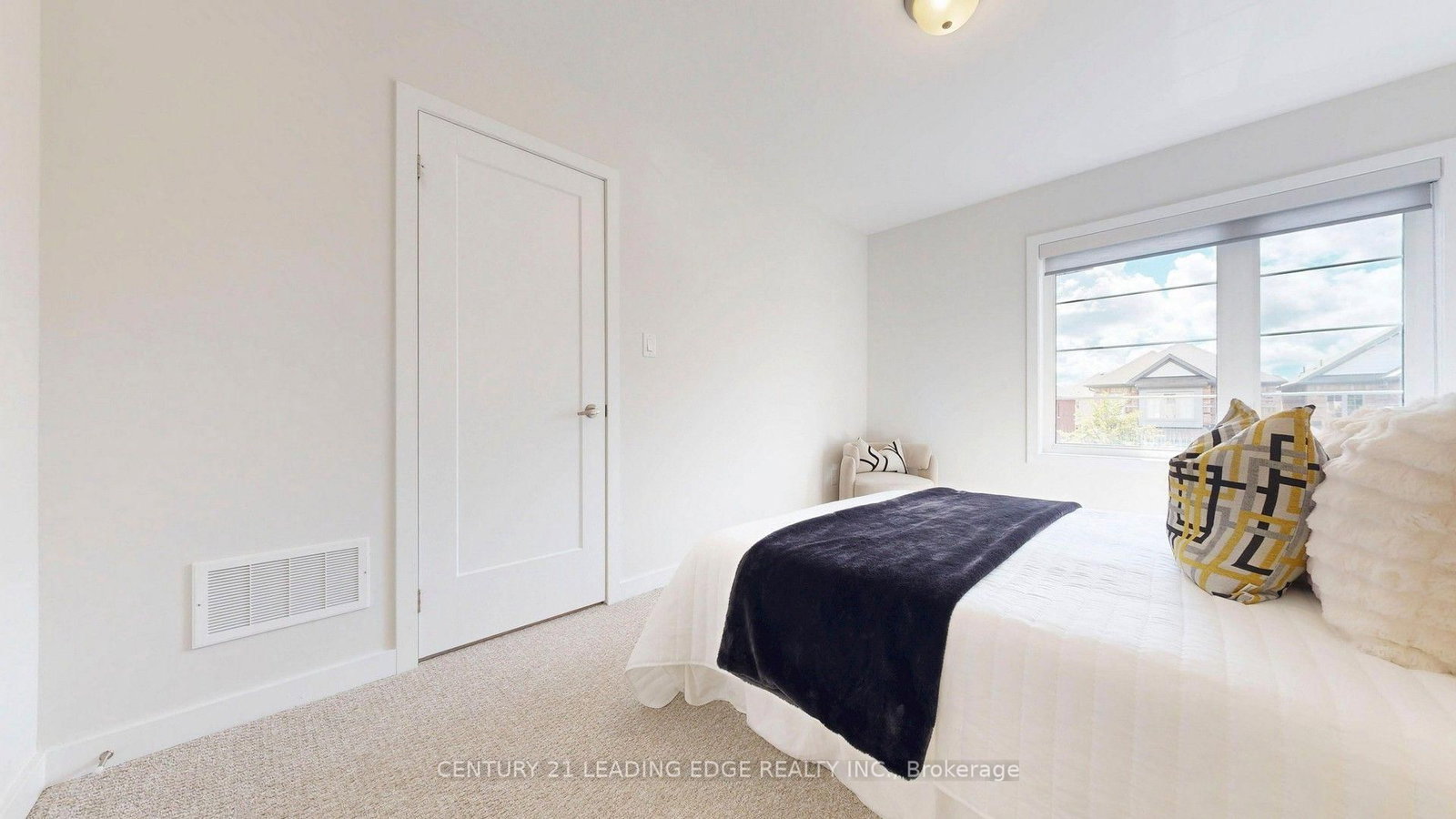 64 Mondial Crescent • East Gwillimbury, ON photo 38