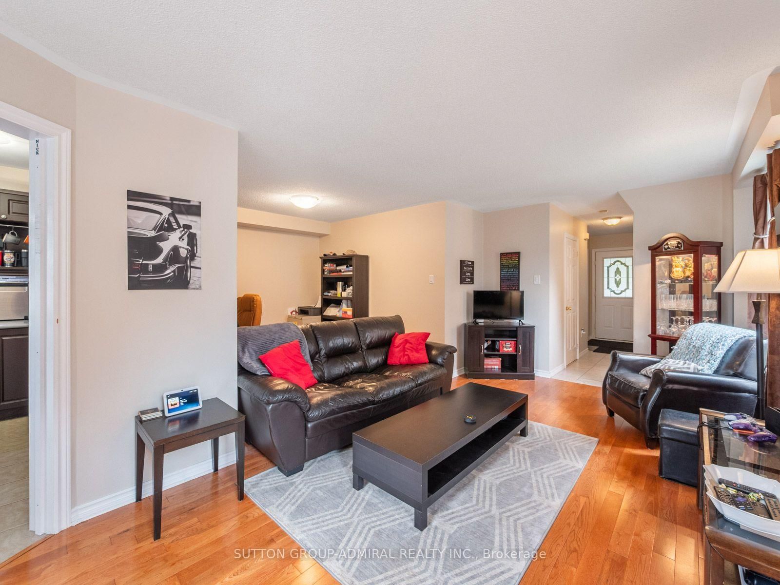 267 Warner Crescent • Newmarket, ON photo 9