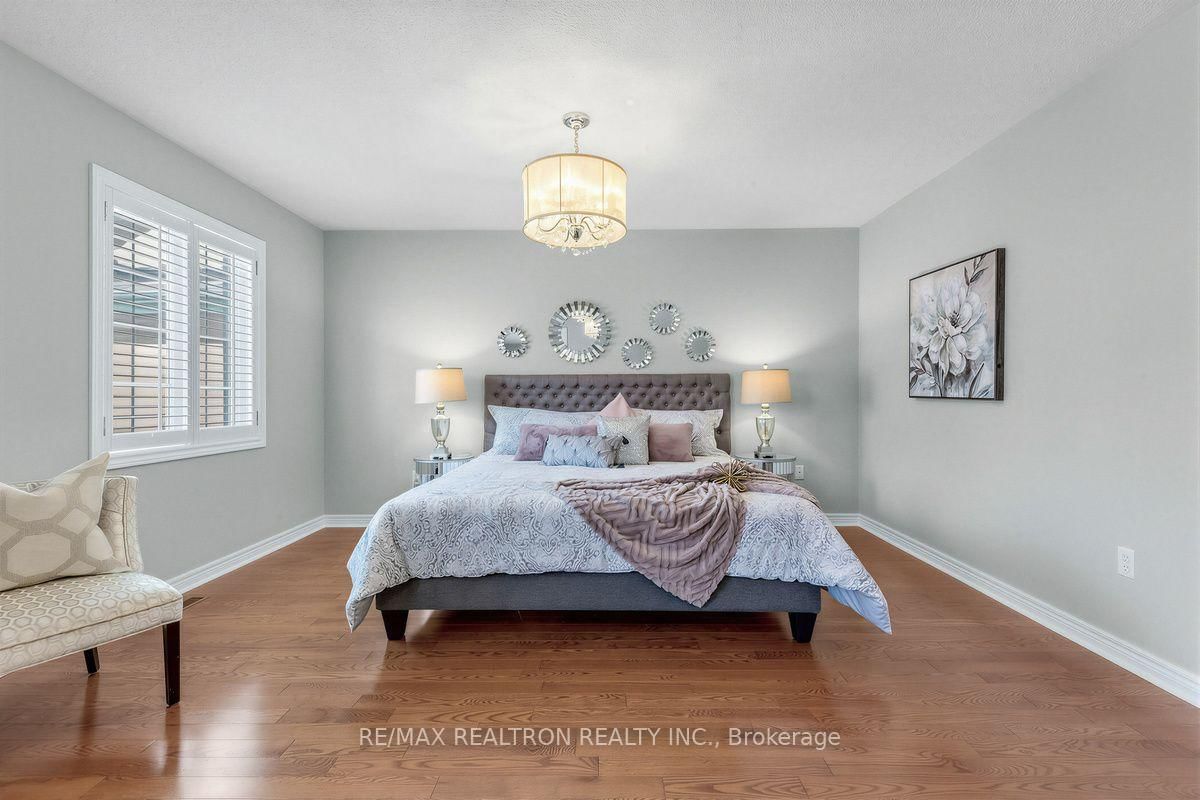 52 Canelli Heights Court • Vaughan, ON photo 16