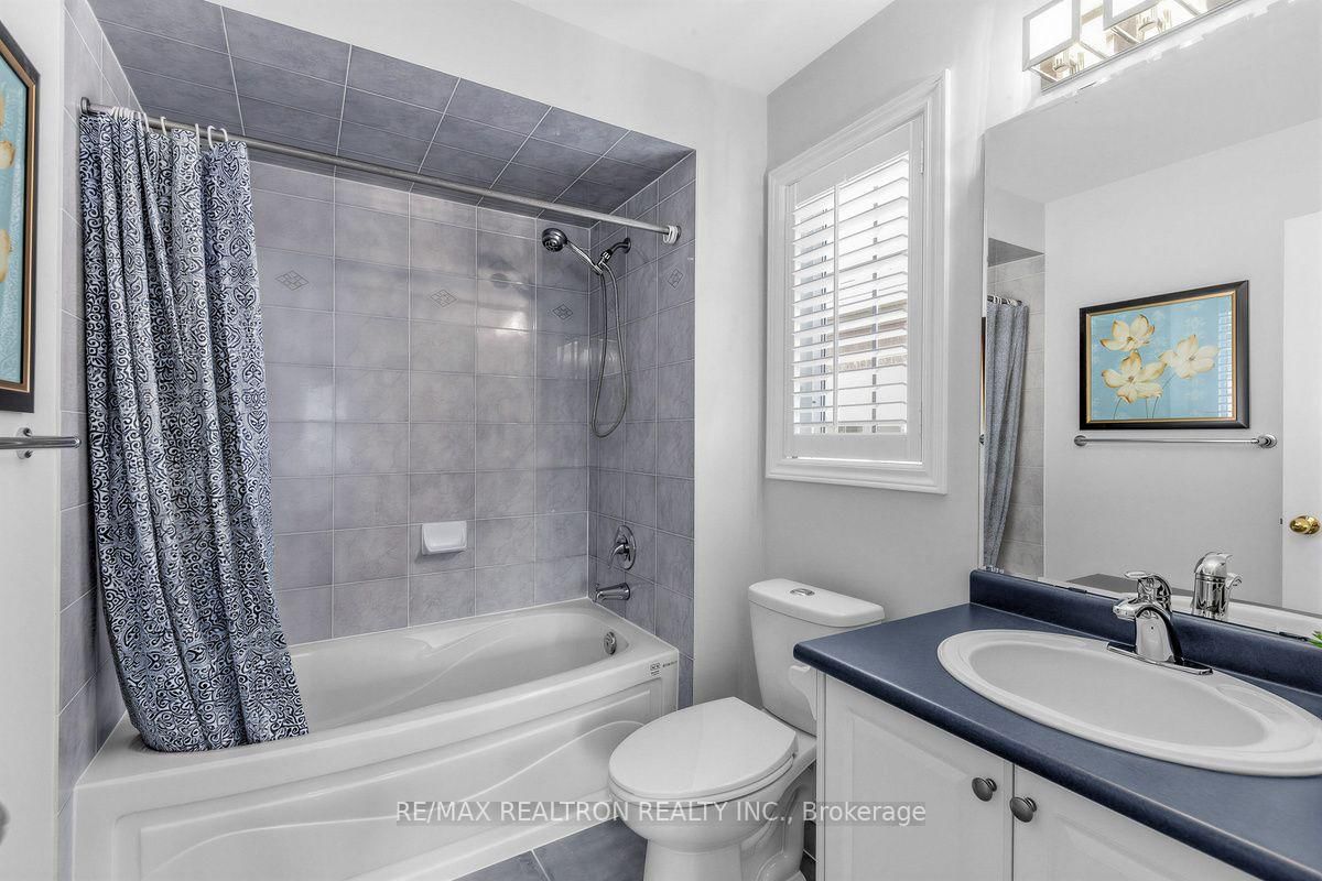 52 Canelli Heights Court • Vaughan, ON photo 24