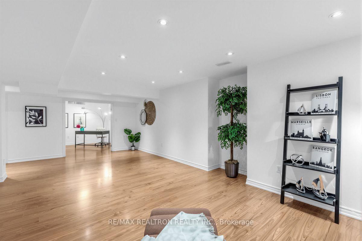 52 Canelli Heights Court • Vaughan, ON photo 26