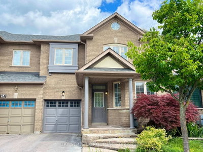 Townhouse for lease at 26 Whitford Road, Markham, Ontario, L6C 2J2 - Cachet - MLS: N13753372