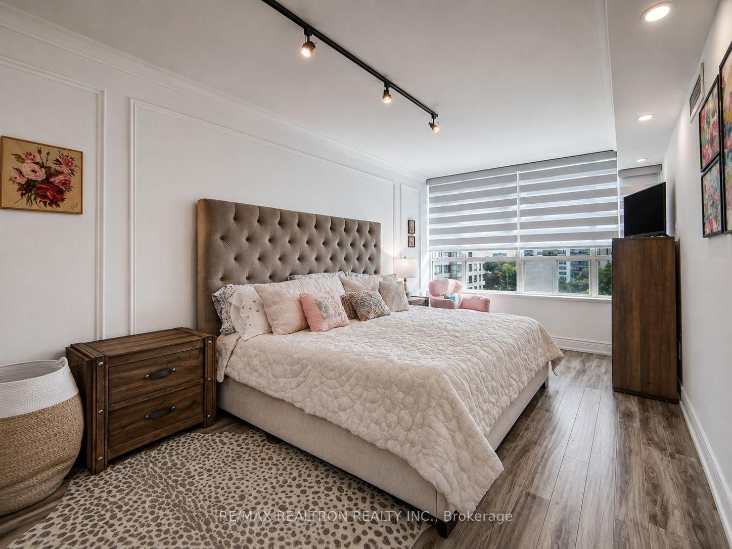 7 Townsgate Drive • #810 • Vaughan, ON photo 12