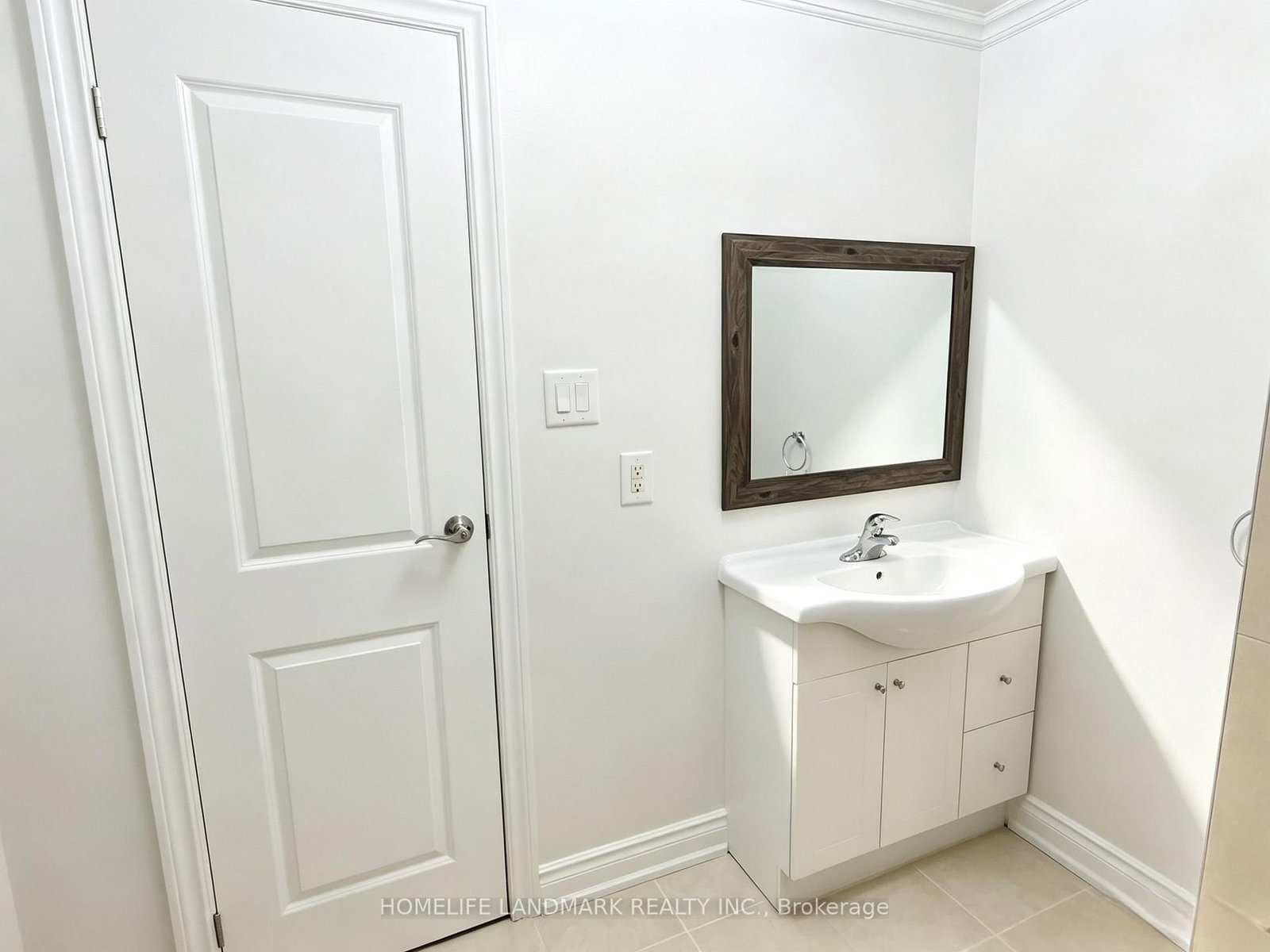 215 Bob O' Link Avenue • Vaughan, ON photo 24