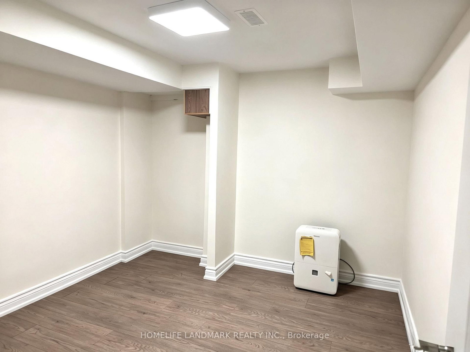 215 Bob O' Link Avenue • Vaughan, ON photo 29