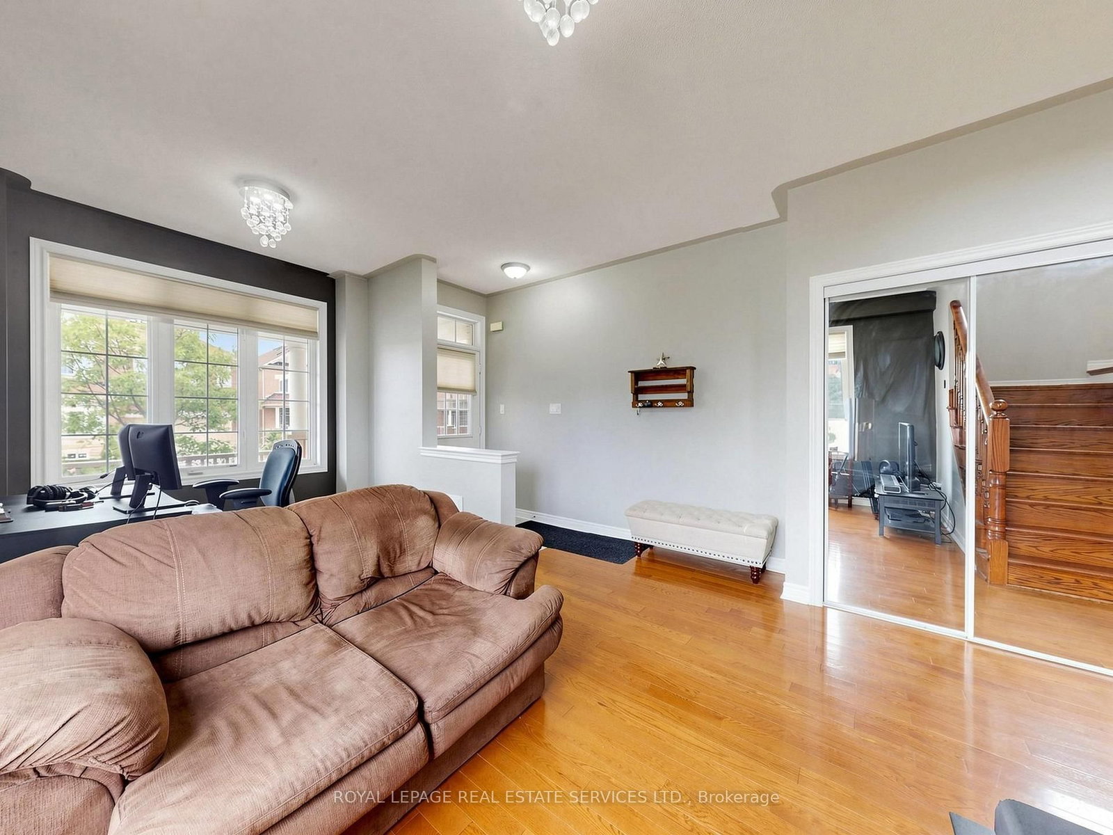122 Juglans Cres, Whitchurch-Stouffville, view 6