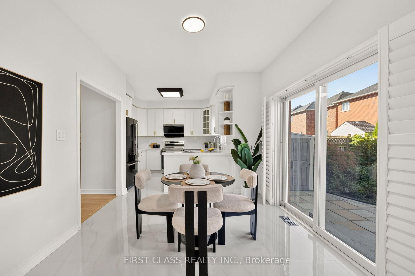 44 Pamgrey Road • Markham, ON photo 6