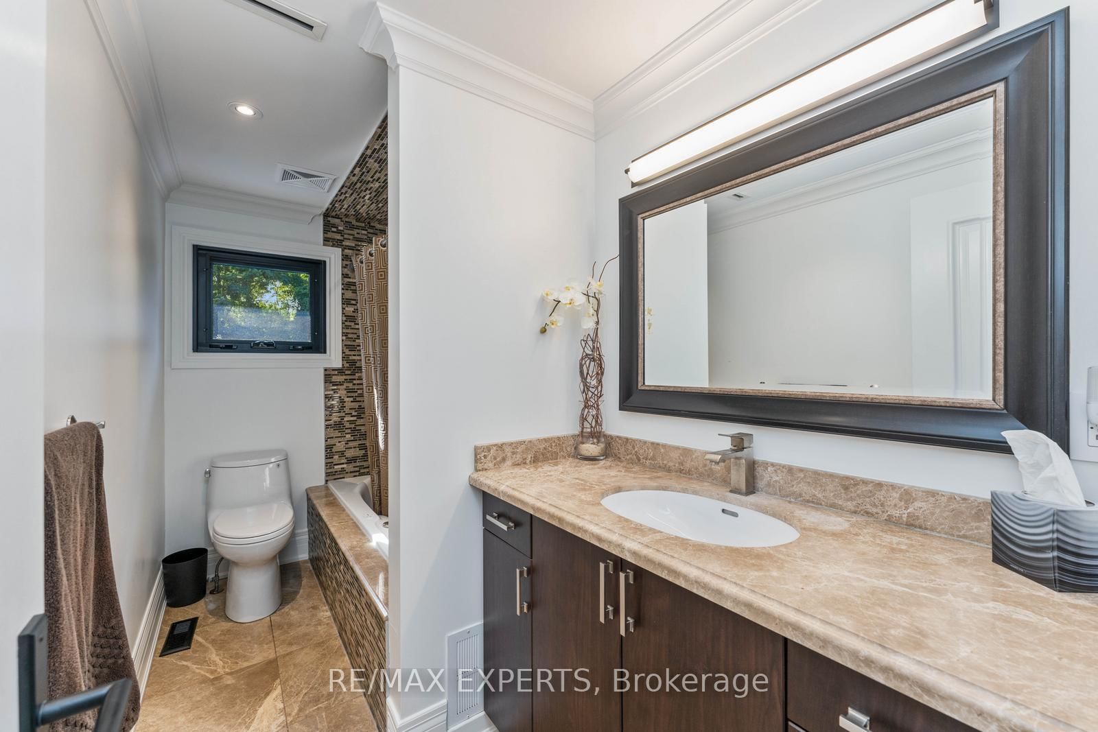71 Dorengate Drive • Vaughan, ON photo 25