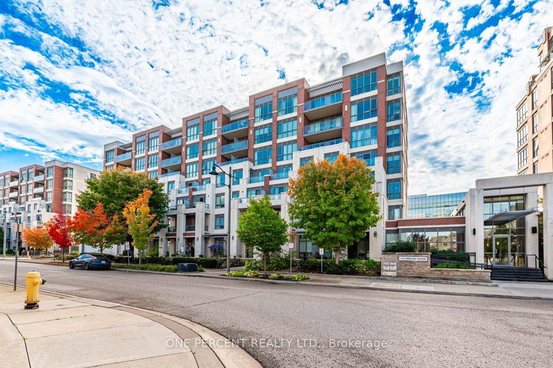 401 - 21 Upper Duke Crescent