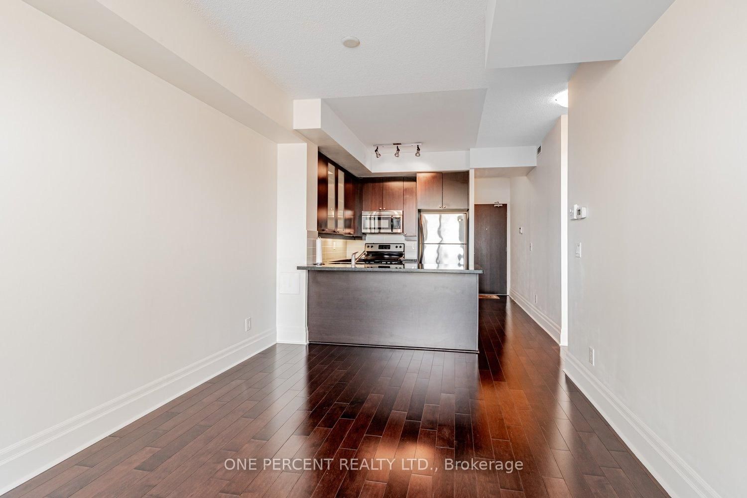 21 Upper Duke Crescent • #401 • Markham, ON photo 19