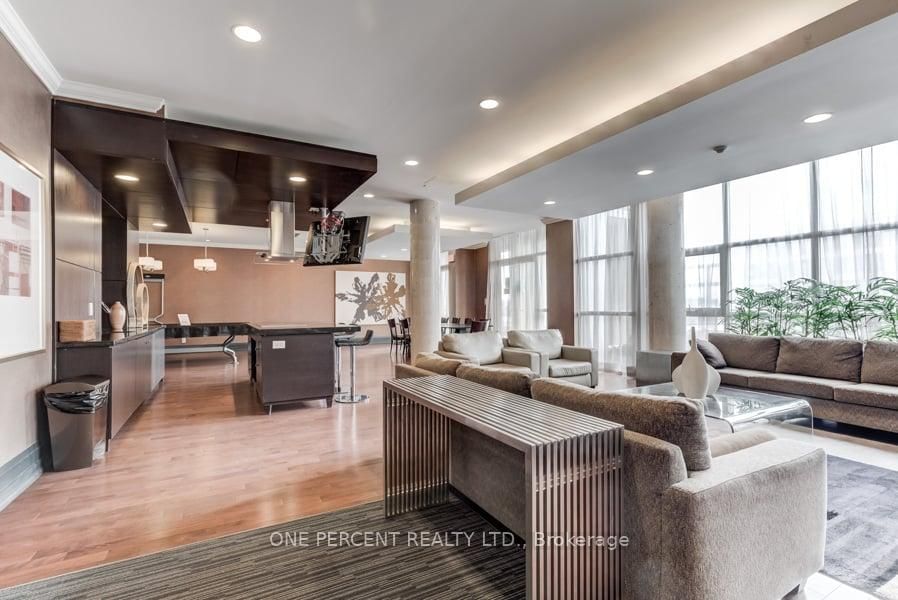 21 Upper Duke Crescent • #401 • Markham, ON photo 32