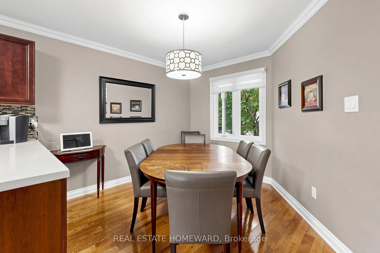 242 Badessa Circle • Vaughan, ON photo 11
