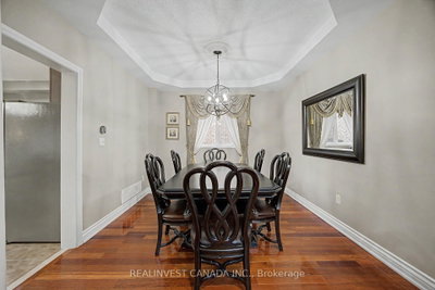 84 Worthington Avenue • Richmond Hill, ON photo 9