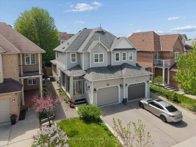 41 Old Colony Road • Richmond Hill, ON photo 2