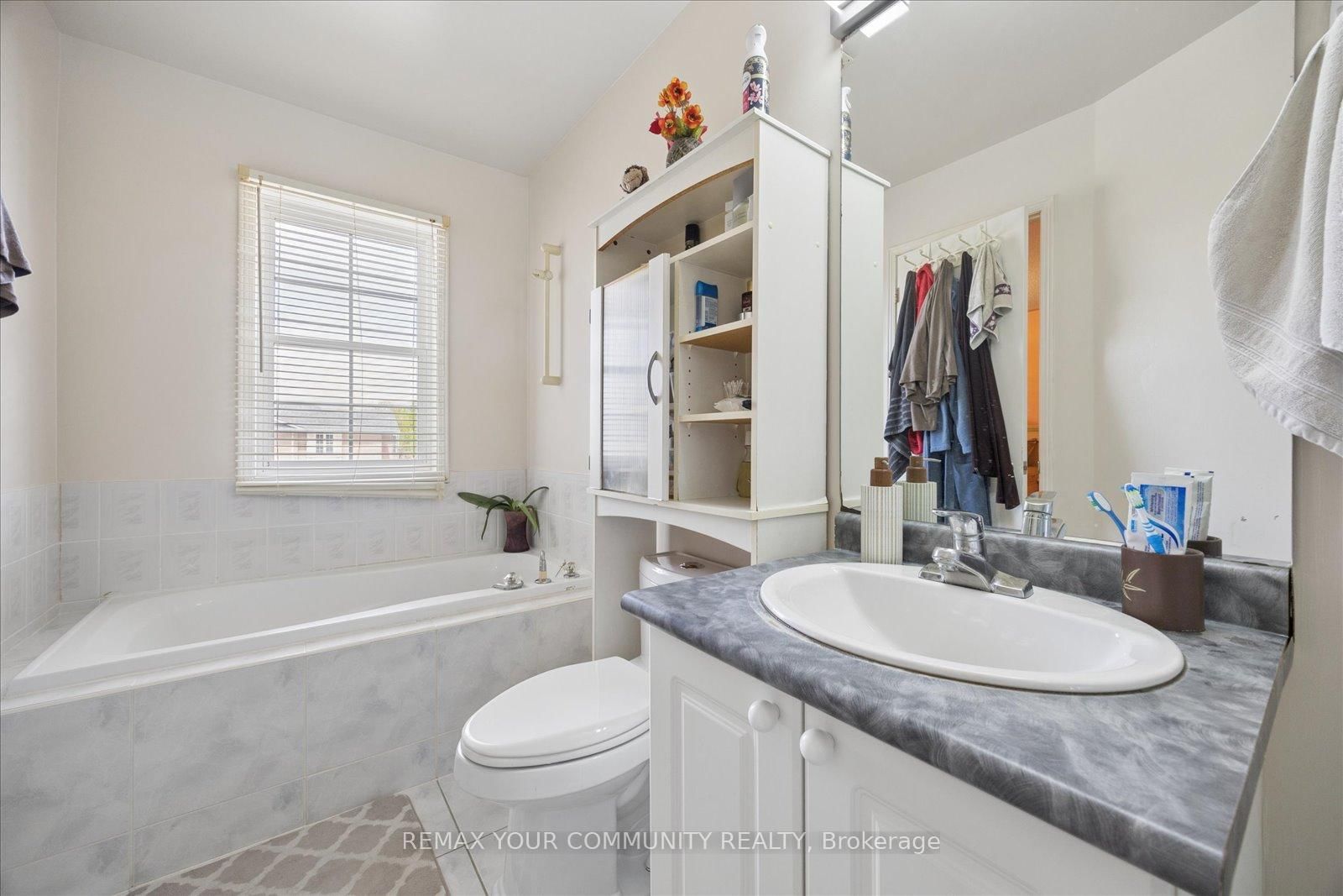 41 Old Colony Road • Richmond Hill, ON photo 23