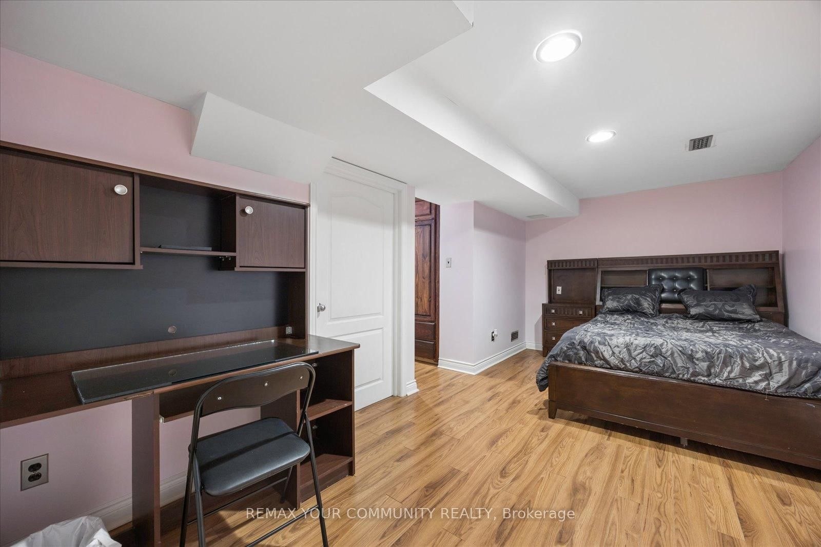 41 Old Colony Road • Richmond Hill, ON photo 34