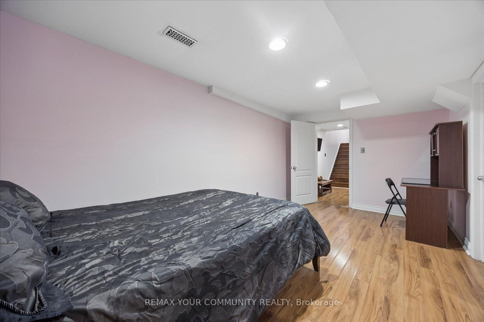 41 Old Colony Road • Richmond Hill, ON photo 36