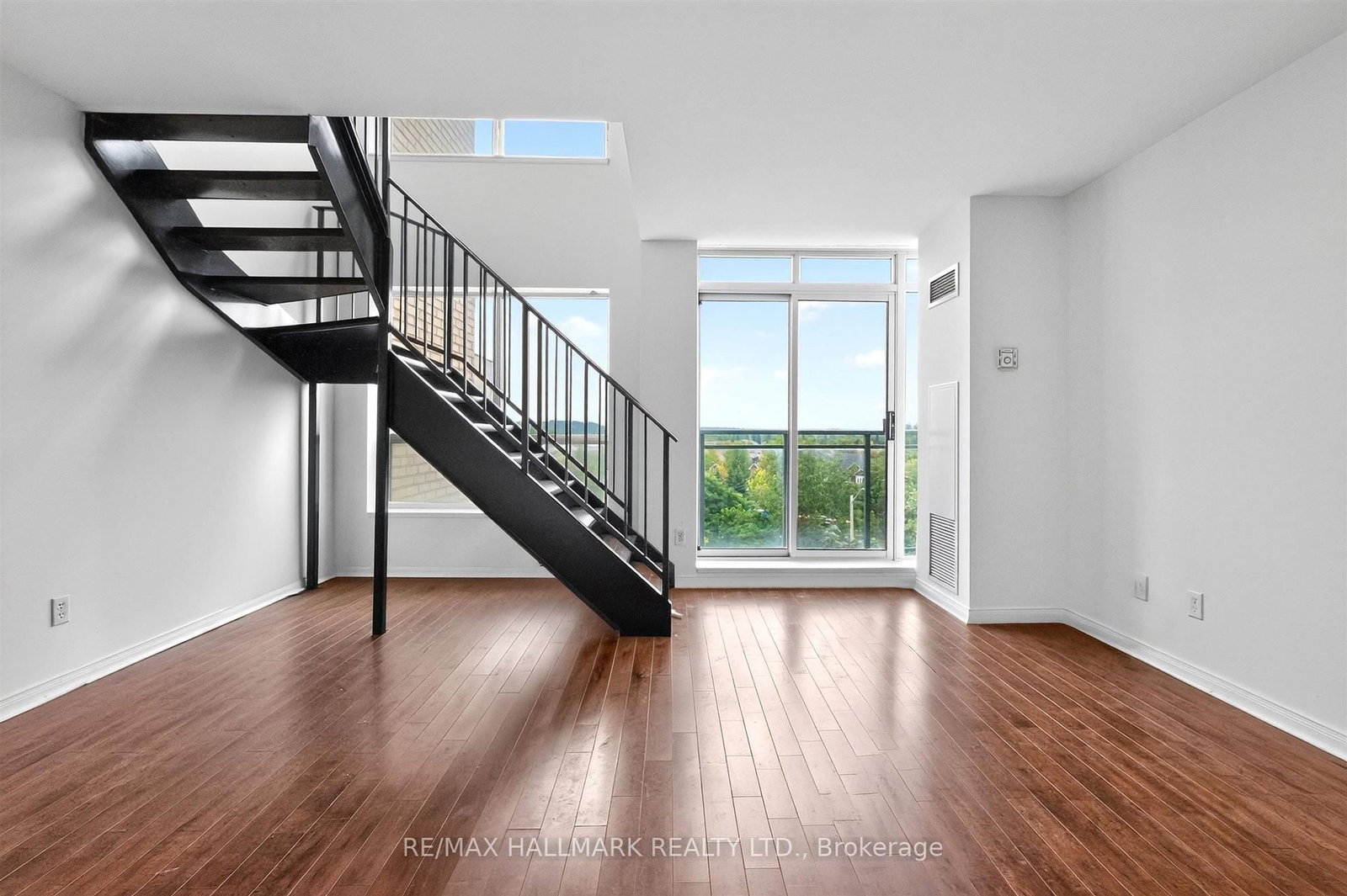 51 Baffin Court • #702 • Richmond Hill, ON photo 10