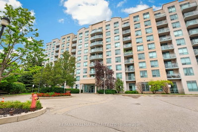 51 Baffin Court • #702 • Richmond Hill, ON photo 3