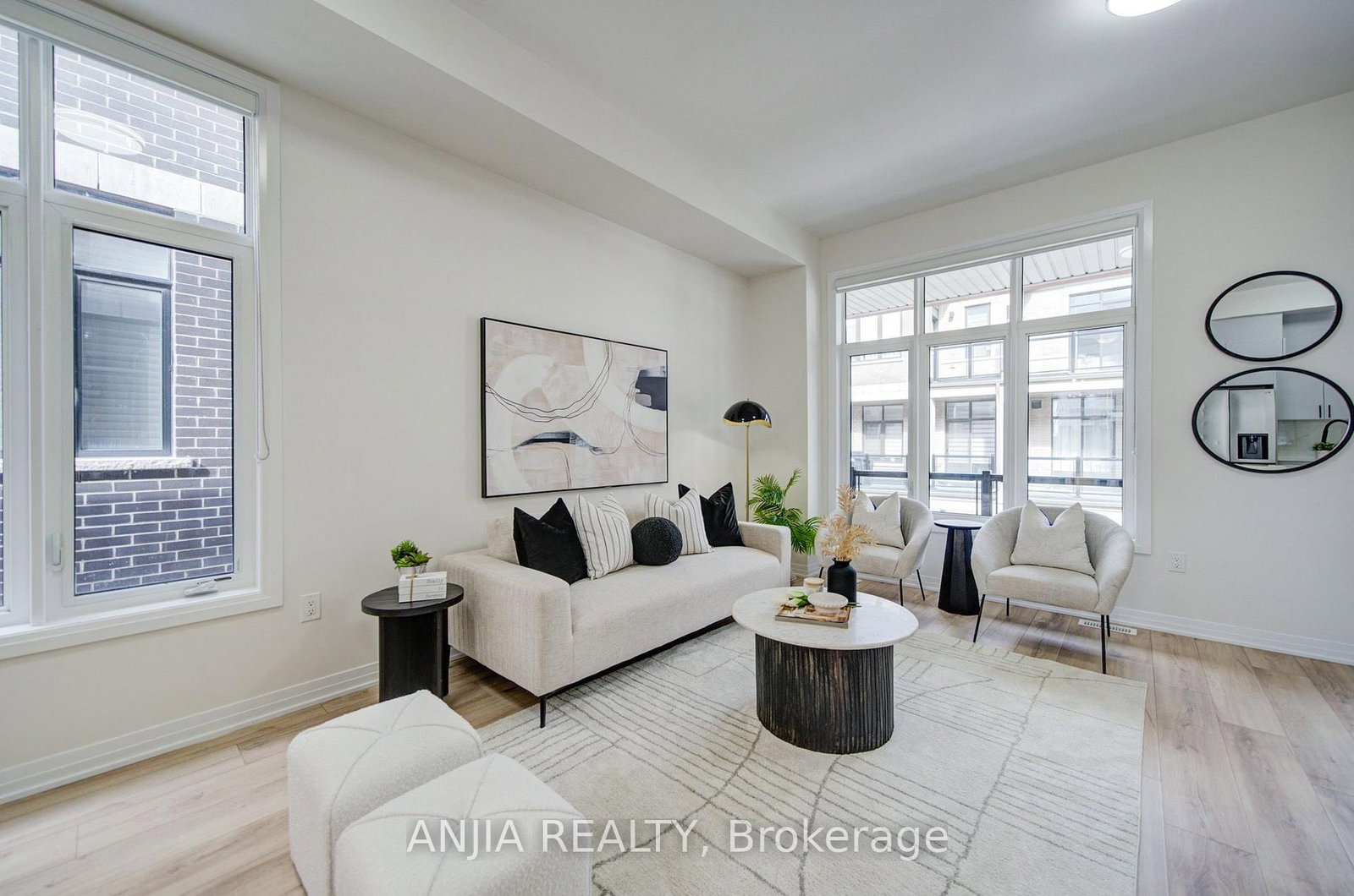 41 Kahshe Lane • Richmond Hill, ON photo 12