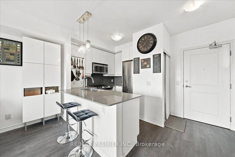 7730 Kipling Ave photo 5