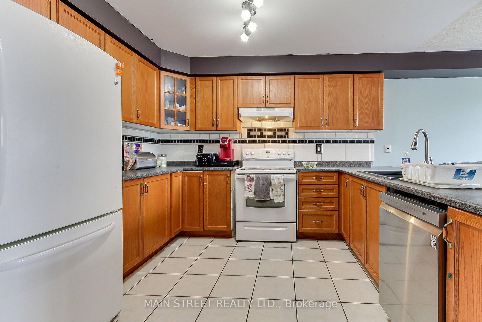 117 Hammill Heights • East Gwillimbury, ON photo 6