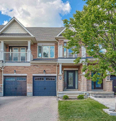 256 Sandale Road • Whitchurch-Stouffville, ON photo 2