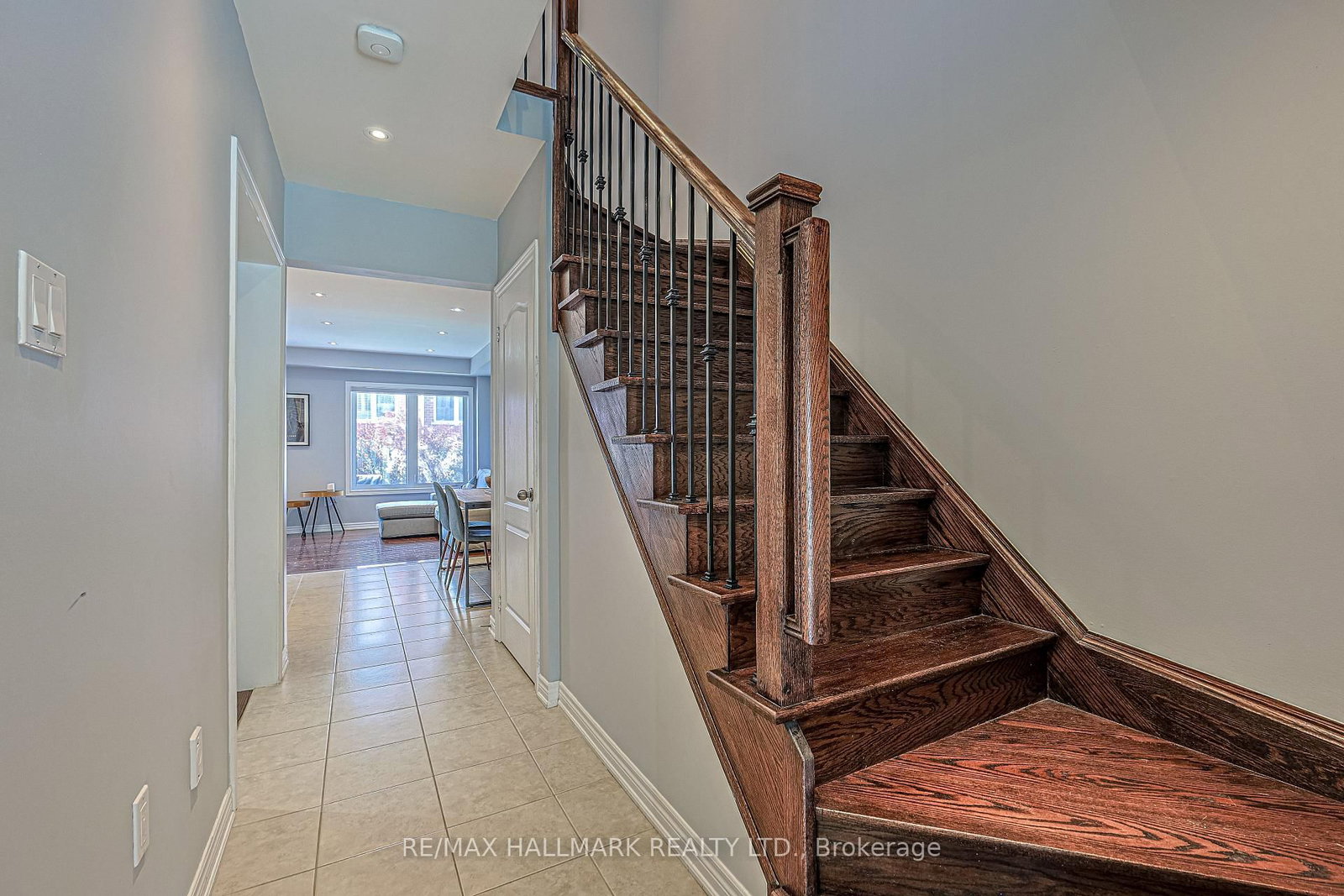 256 Sandale Road • Whitchurch-Stouffville, ON photo 4