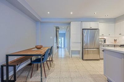 256 Sandale Road • Whitchurch-Stouffville, ON photo 8