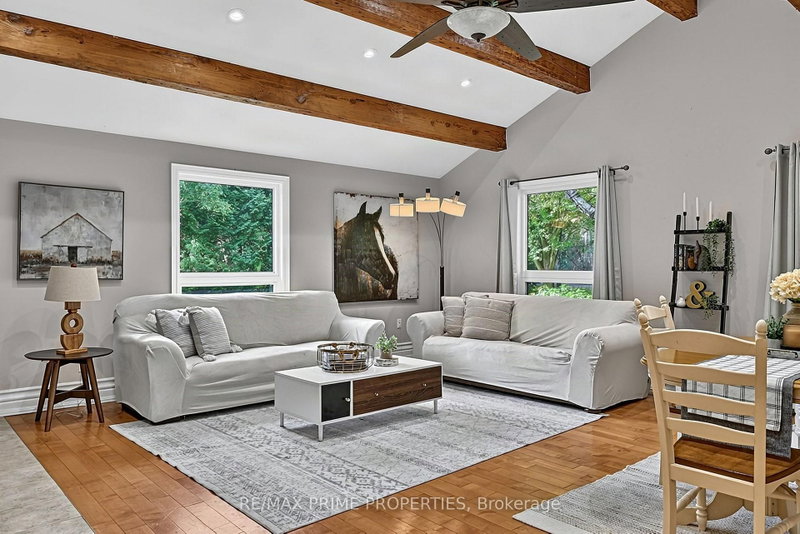 25625 Valley View Drive