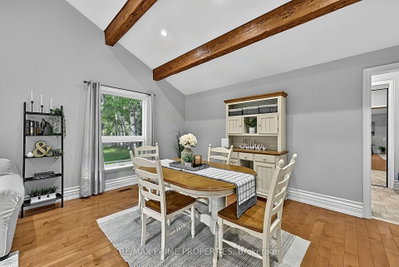 25625 Valley View Drive • Georgina, ON photo 4