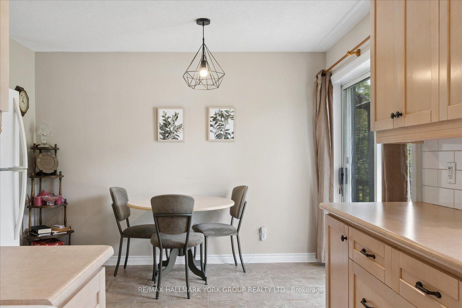 26 Georgina Street • Georgina, ON photo 18
