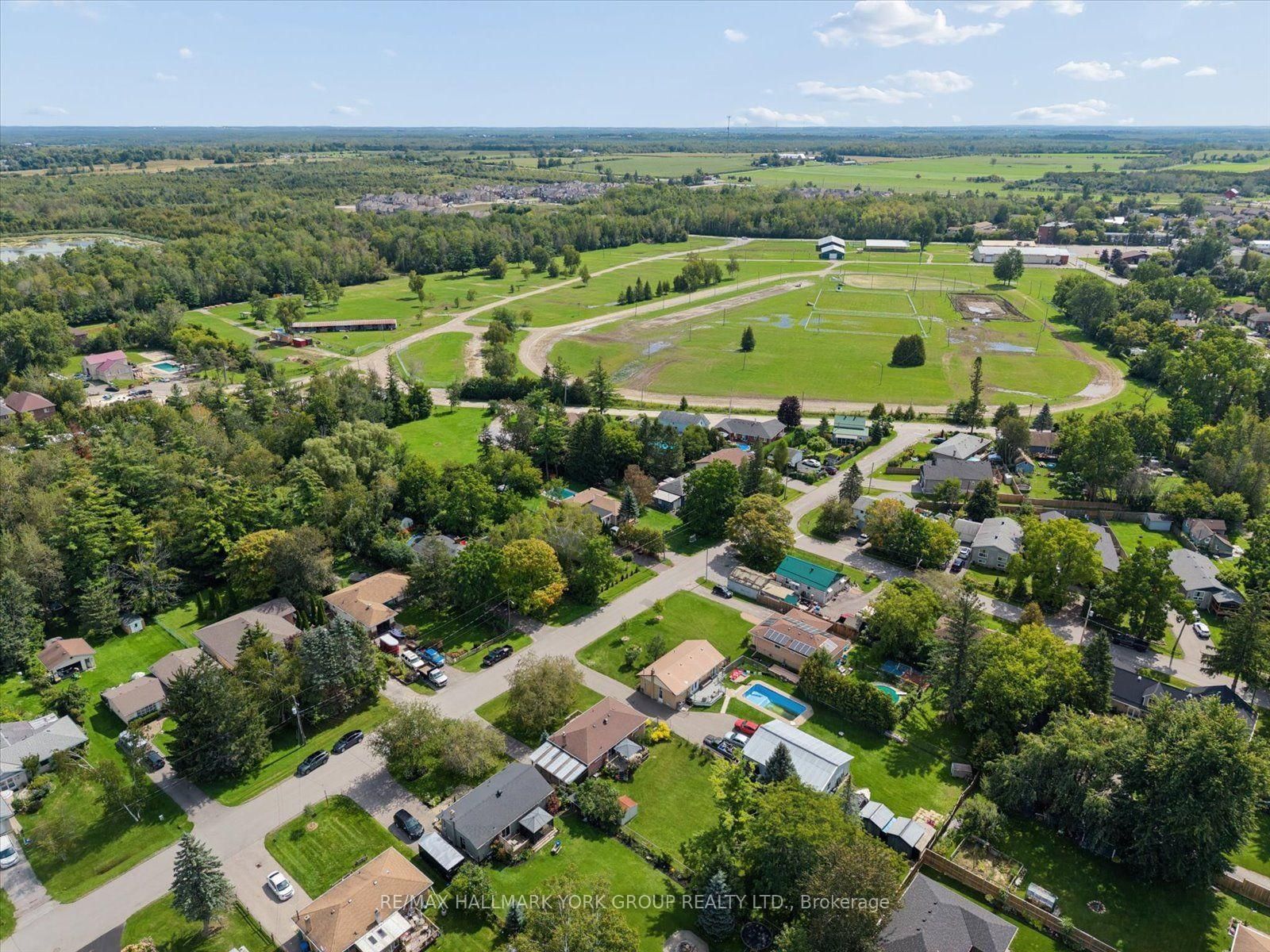 26 Georgina Street • Georgina, ON photo 37
