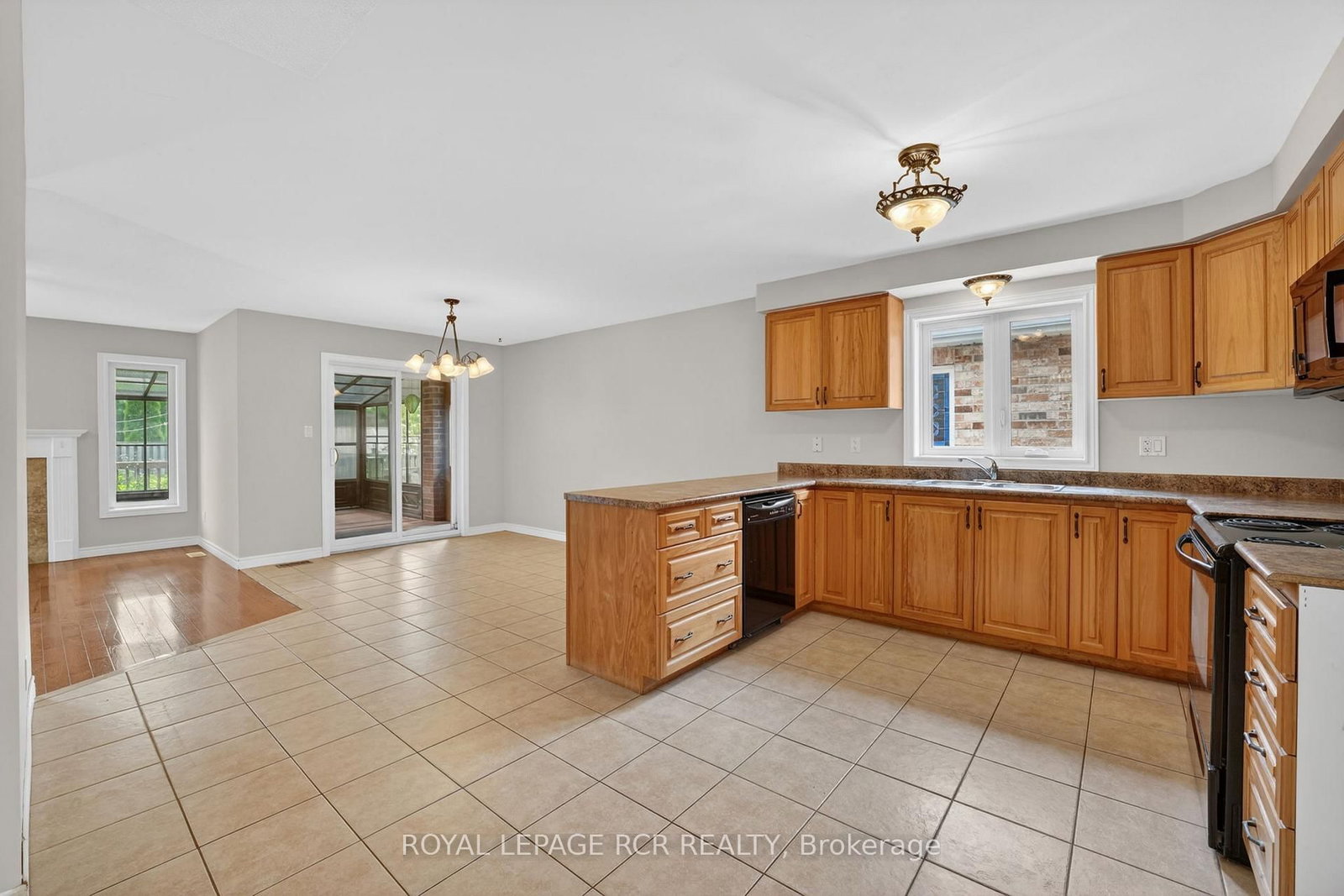71 Elmwood Avenue • Brock, ON photo 6