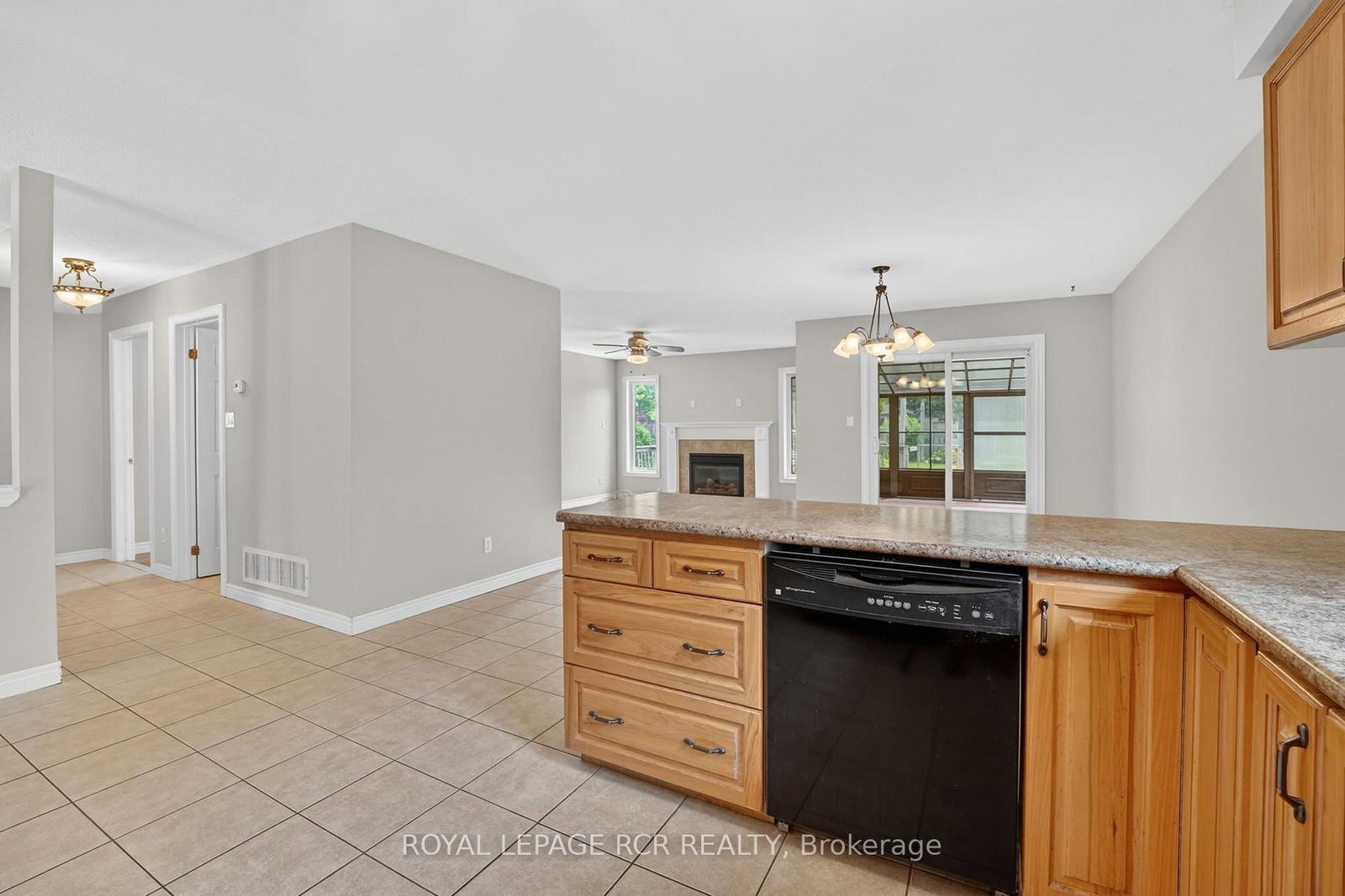 71 Elmwood Avenue • Brock, ON photo 9