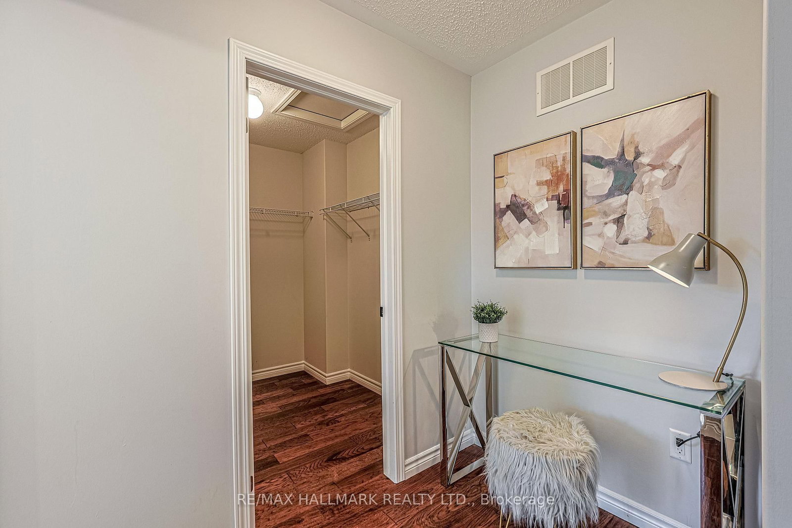 315 Thomas Phillips Drive • Aurora, ON photo 23