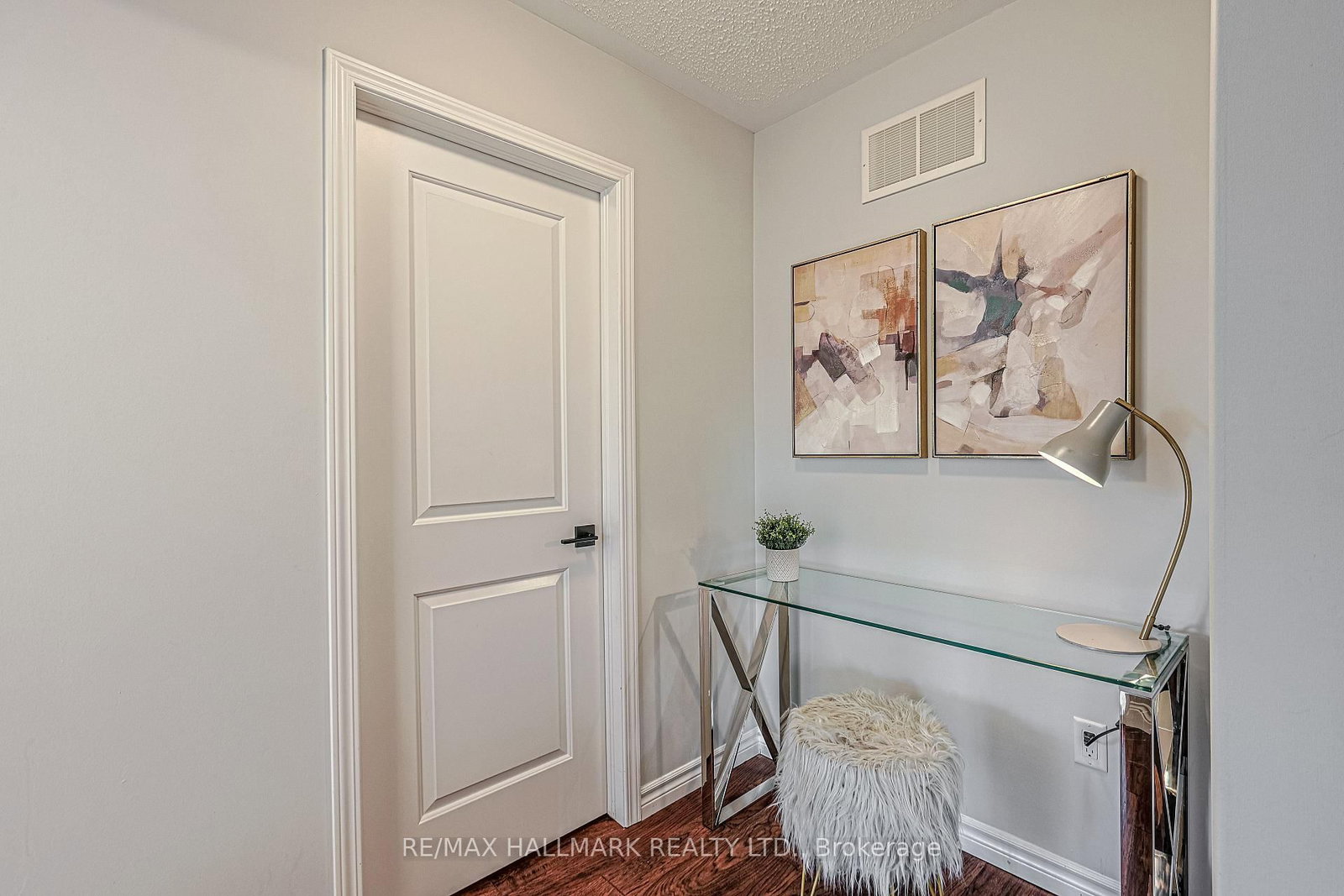 315 Thomas Phillips Drive • Aurora, ON photo 24