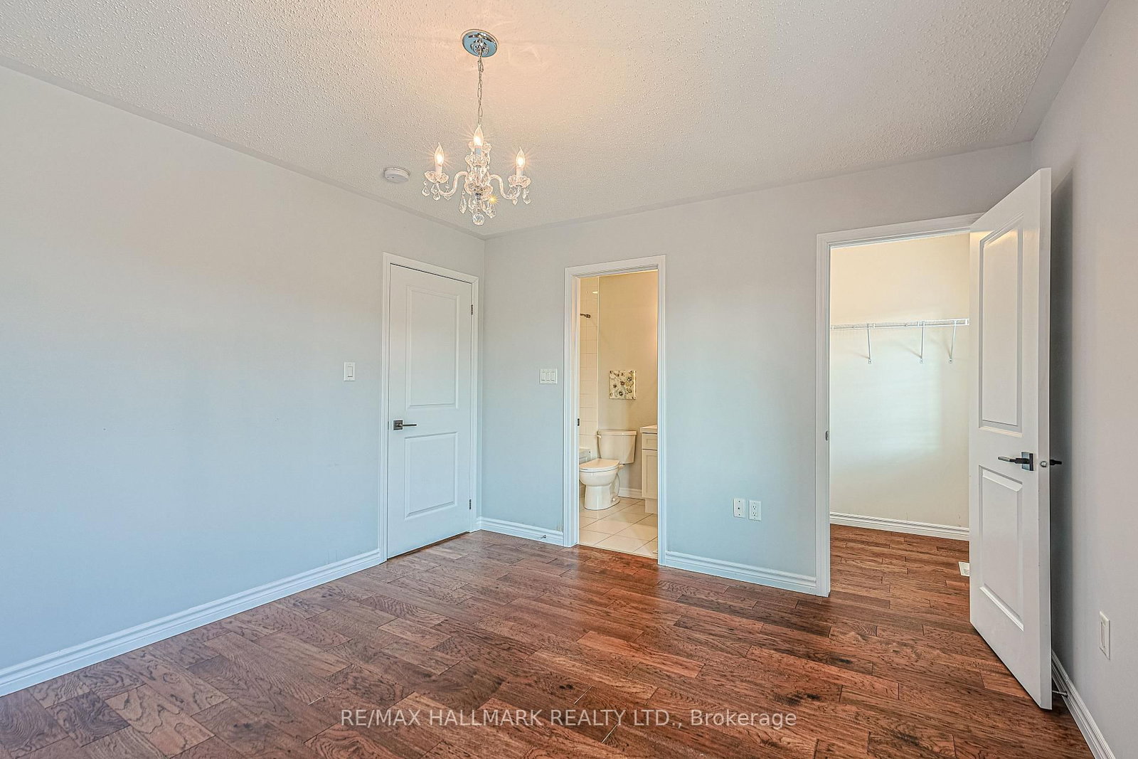 315 Thomas Phillips Drive • Aurora, ON photo 37