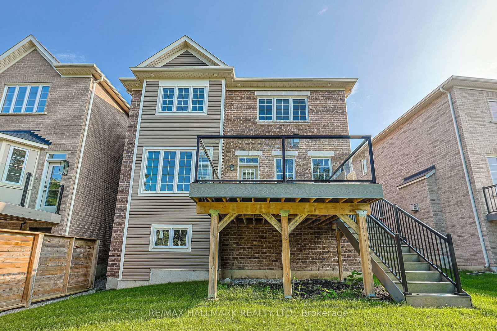 315 Thomas Phillips Drive • Aurora, ON photo 46