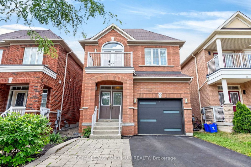 95 White Beach Crescent